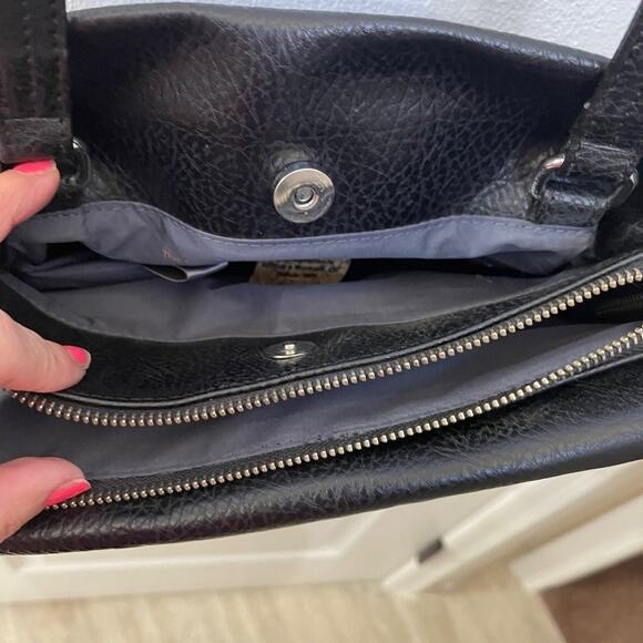 Matt & Nat Vegan black purse - Picture 3 of 14